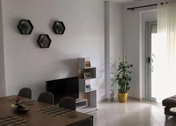 Apartment Lion's *